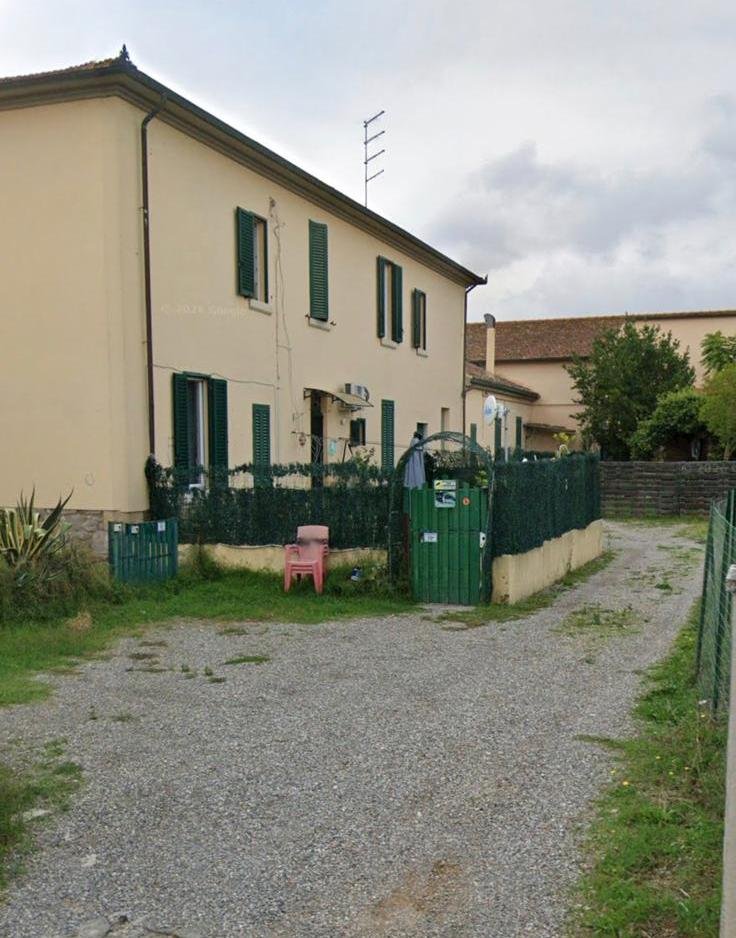 Appartamento con ingresso indipendente e giardino a Ribolla