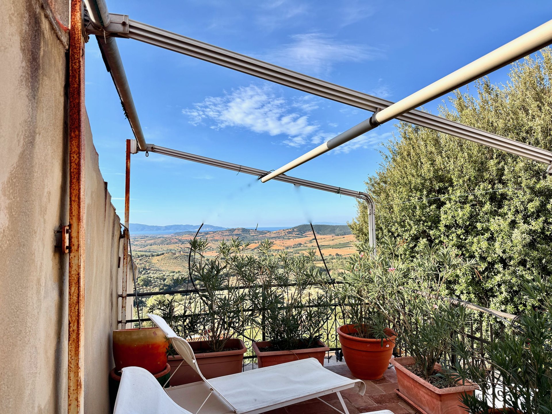 Appartamento panoramico con terrazza vista mare a Montiano Appartamento panoramico con terrazza vista mare a Montiano
