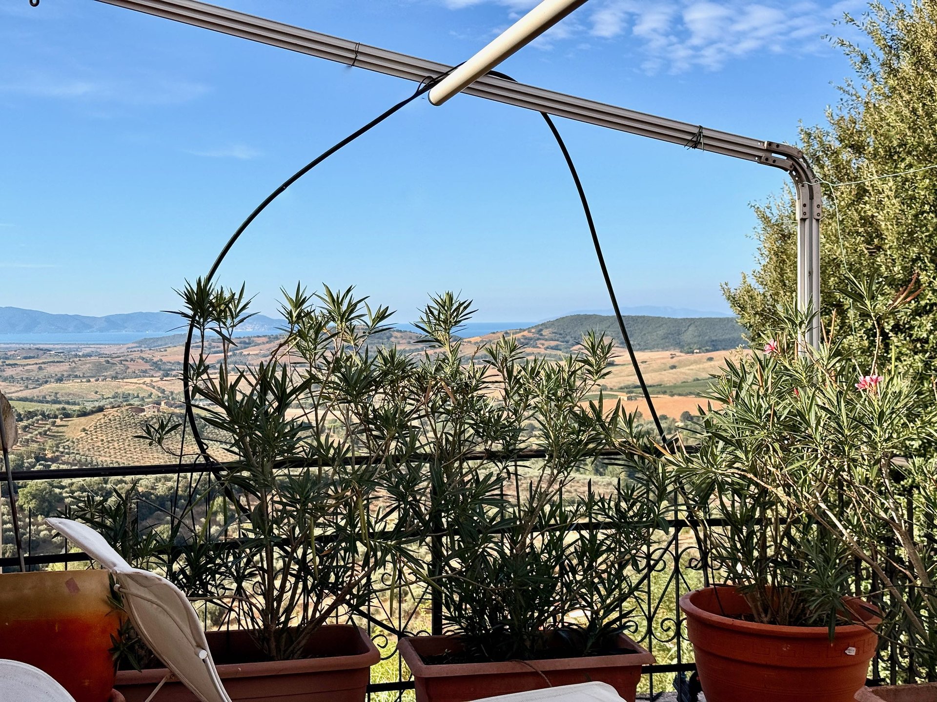 Appartamento panoramico con terrazza vista mare a Montiano Appartamento panoramico con terrazza vista mare a Montiano
