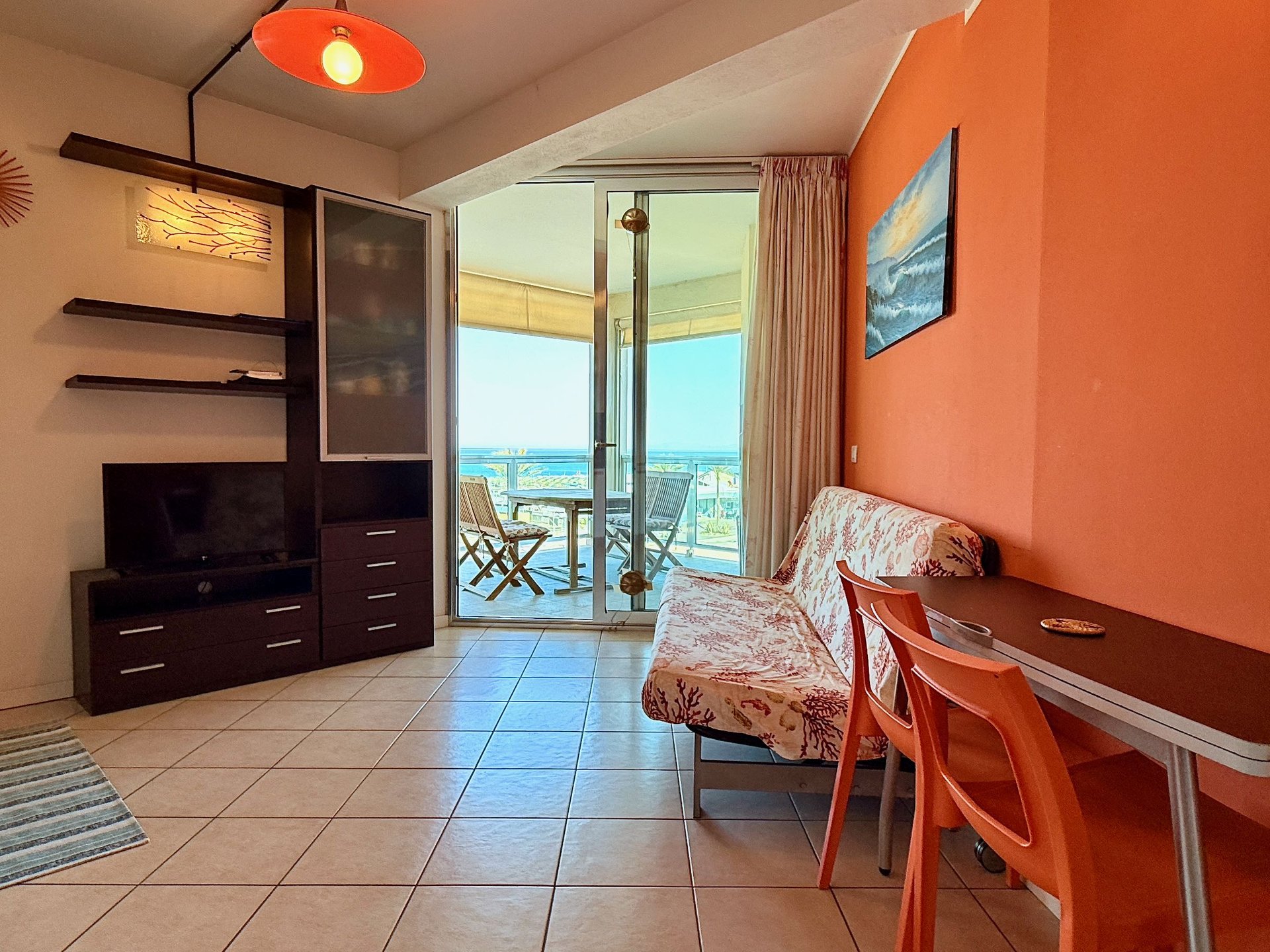Bilocale fronte mare in vendita a Marina di Grosseto Bilocale fronte mare in vendita a Marina di Grosseto