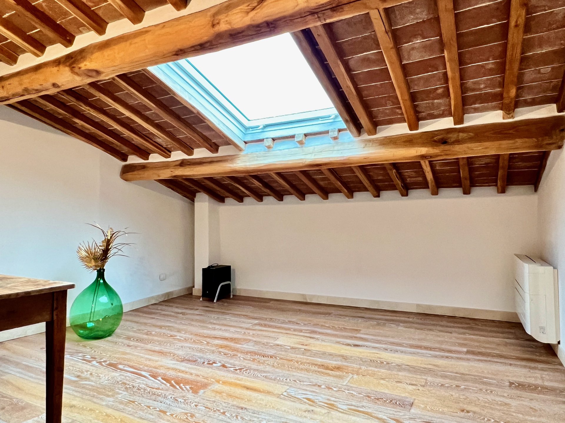 Casa storica indipendente in vendita nel borgo di Batignano