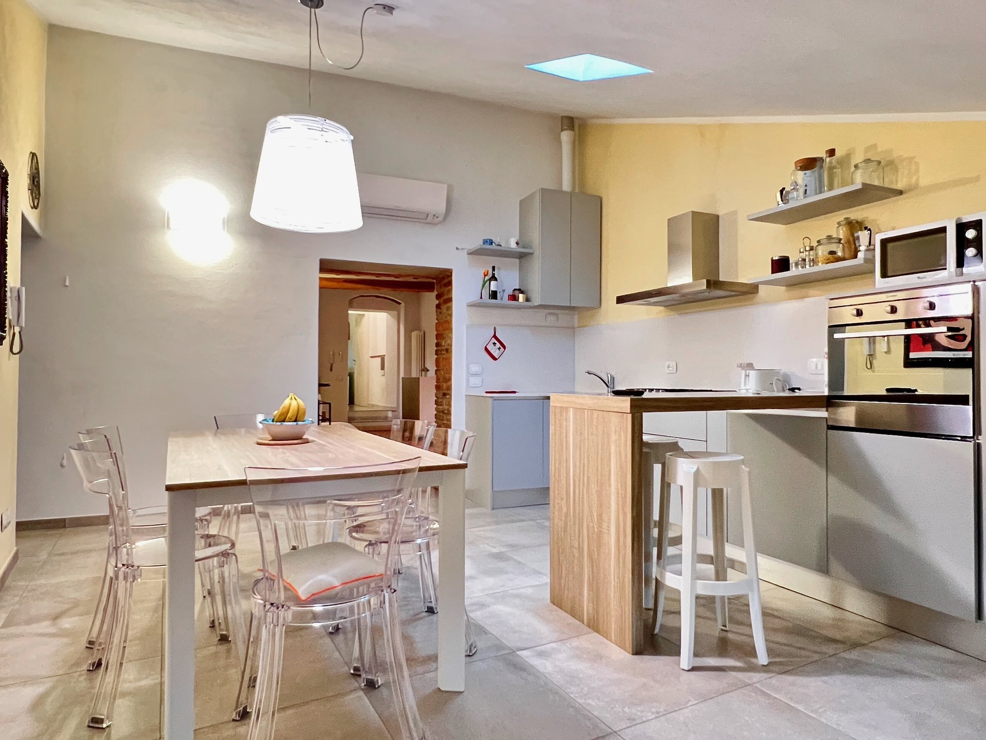 Casa storica indipendente in vendita nel borgo di Batignano