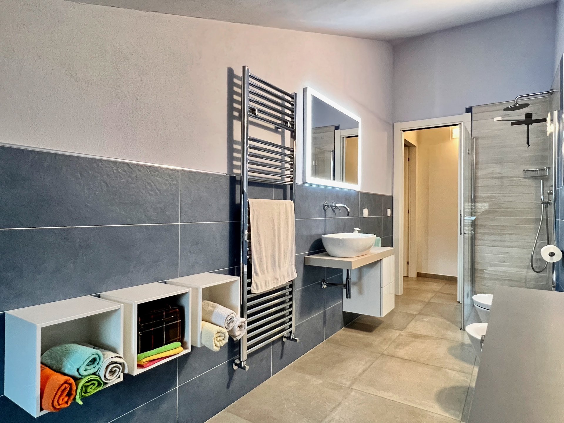 Casa storica indipendente in vendita nel borgo di Batignano