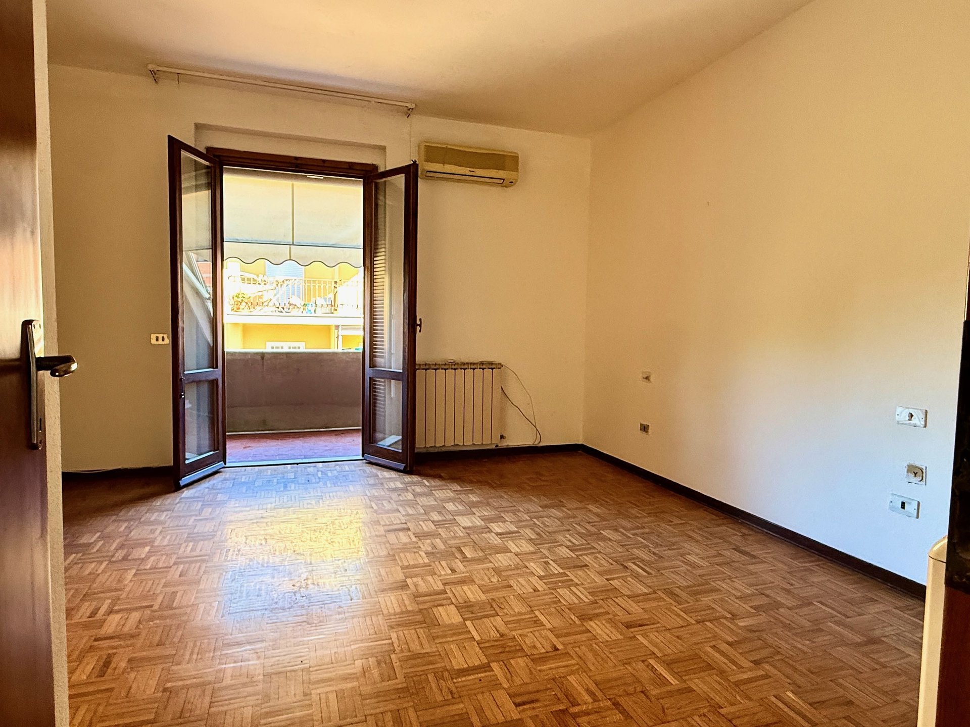 Villetta a schiera da rimodernare in Via Giacosa, Verde Maremma – Grosseto Villetta a schiera da rimodernare in Via Giacosa, Verde Maremma – Grosseto